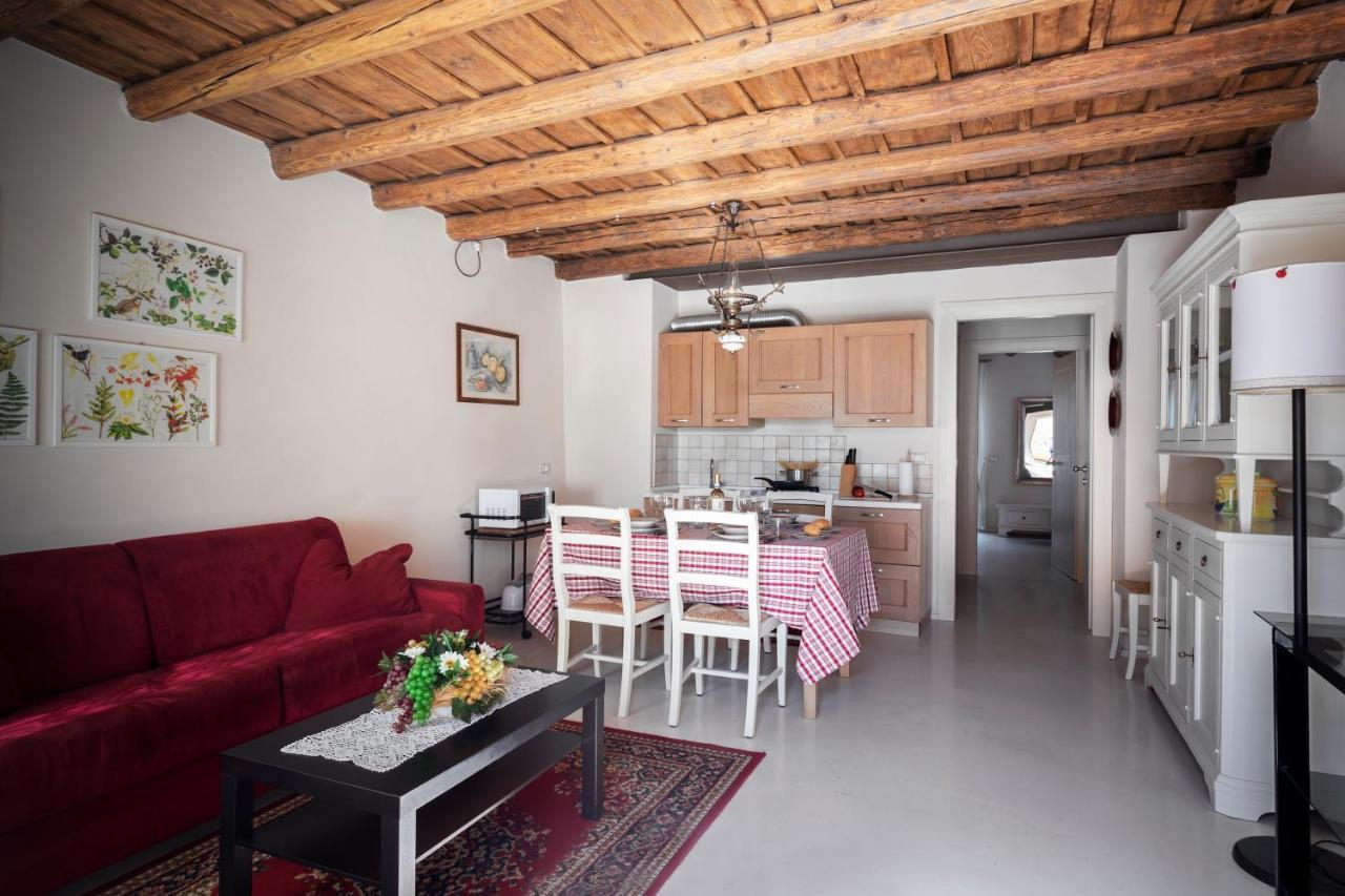 Corte Dei Soavi Suites - Apartments ソアーヴェ エクステリア 写真