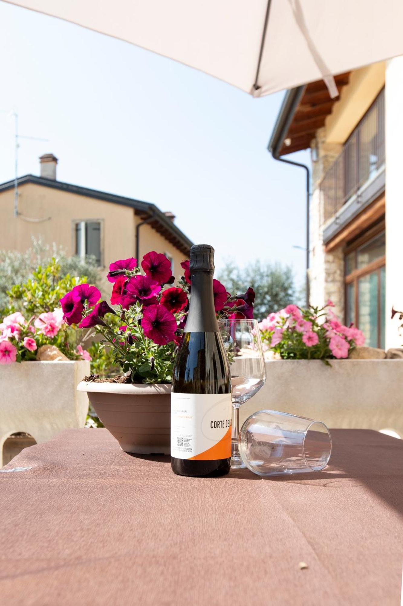 Corte Dei Soavi Suites - Apartments ソアーヴェ エクステリア 写真