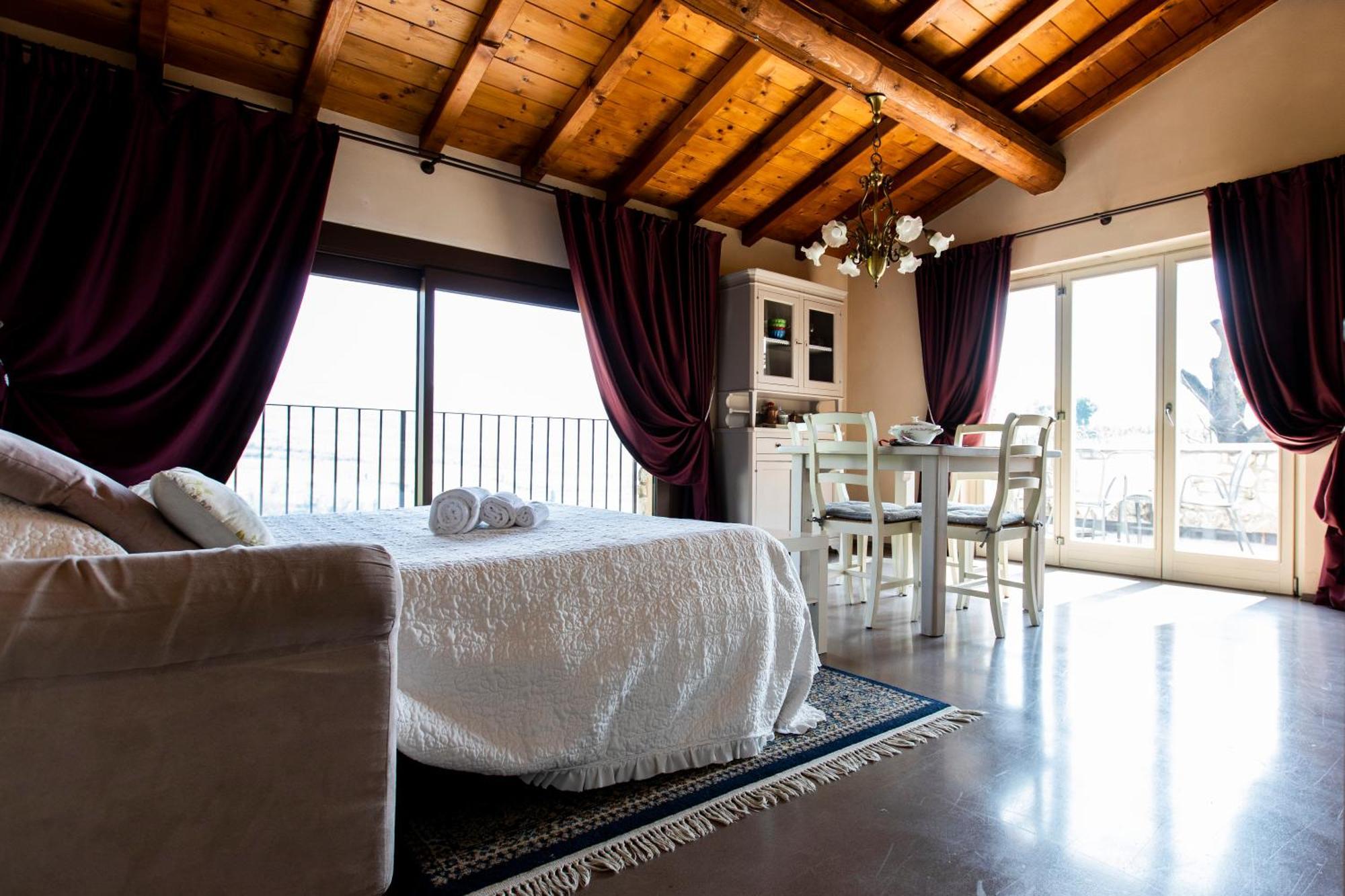 Corte Dei Soavi Suites - Apartments ソアーヴェ エクステリア 写真